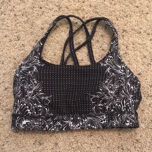 Lululemon sports bra